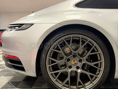 Käytetty Porsche 911 Carrera 385 HP (283 kW) 2020 Harmaa Coupe - kaksiovinen
