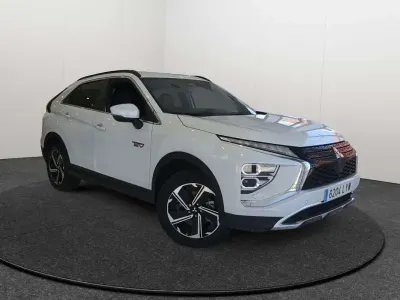 Usado Mitsubishi Eclipse Cross 188 CV (138 kW) 2022 Blanco SUV
