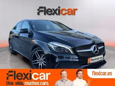 Usado Mercedes A180 122 CV (89 kW) 2018 Negro Berlina
