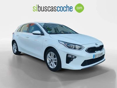 Usado Kia Ceed 120 CV (88 kW) 2019 Blanco Utilitario