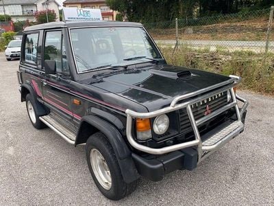 Usado Mitsubishi Montero 99 CV (72 kW) 1995 Negro SUV