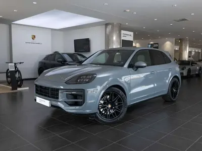 Usado Porsche Cayenne E-Hybrid 470 CV (345 kW) 2026 Gris SUV