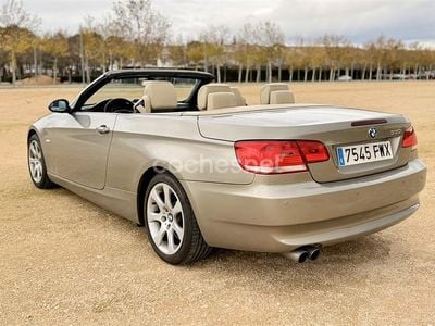 Gris / plata Usado 2007 BMW 330 Cabriolet Descapotable | 13.900 € (Super precio)
