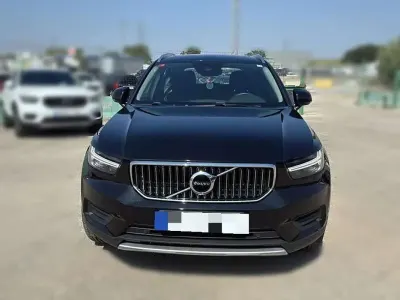 Usado Volvo XC40 Inscription 129 CV (94 kW) 2021 Negro SUV