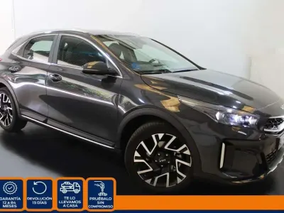 Usado Kia XCeed 141 CV (103 kW) 2023 Gris SUV