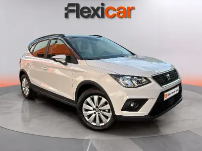 Usado Seat Arona XCELLENCE 110 CV (80 kW) 2021 Blanco SUV