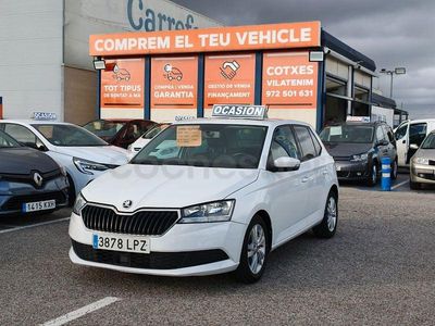 Blanco Usado 2021 Skoda Fabia Ambition Berlina | 12.900 € (Precio justo)