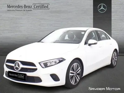 Usado Mercedes A180 136 CV (100 kW) 2022 Blanco polar Berlina
