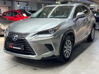 Usado Lexus NX300h Business Edition 197 CV (144 kW) 2018 Gris / plata SUV