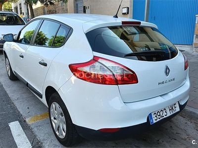 Usado Renault Mégane Authentique 90 CV (66 kW) 2012 Blanco Berlina