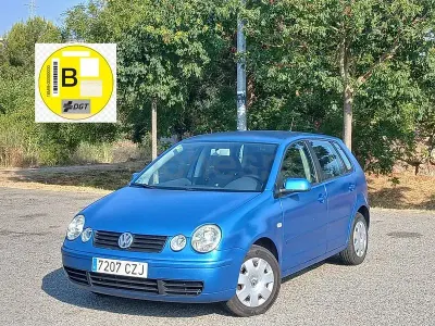 Usado VW Polo Match 75 CV (55 kW) 2004 Azul Berlina