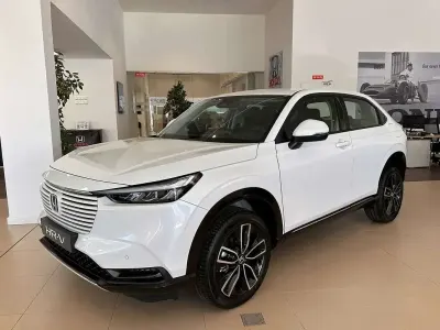 Usado Honda HR-V 125 CV (91 kW) 2025 Blanco SUV