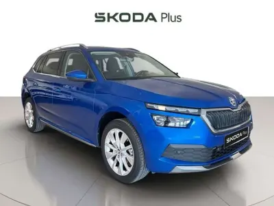 Usado Skoda Kamiq Style 110 CV (80 kW) 2022 Azul SUV
