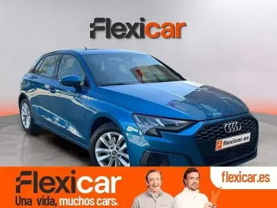Usado Audi A3 116 CV (85 kW) 2021 Azul Berlina