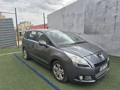 Usado Peugeot 5008