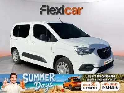 Usado Opel Combo Edition 102 CV (75 kW) 2021 Blanco Monovolumen