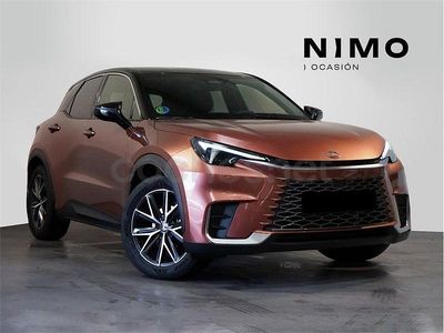 Usado Lexus LBX 136 CV (100 kW) 2025 Otro SUV