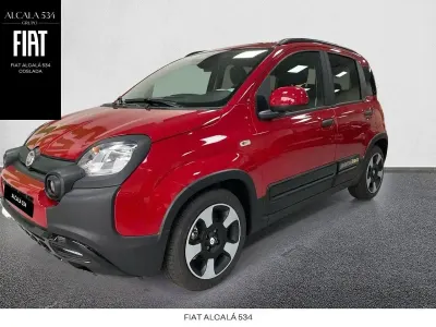 Nuevo Fiat Panda Cross 65 CV (47 kW) 2026 Rojo Utilitario