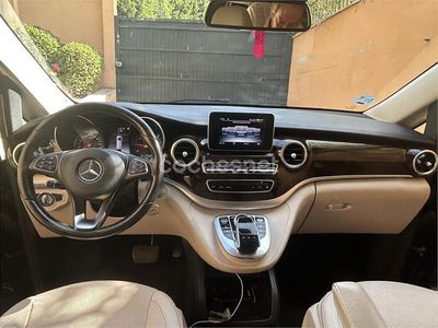Azul Usado 2017 Mercedes V250 Avantgarde Monovolumen | 45.000 € (Caro)