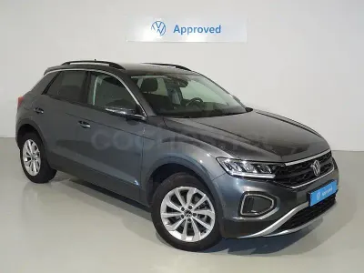 Usado VW T-Roc Life 115 CV (84 kW) 2025 Gris / plata SUV