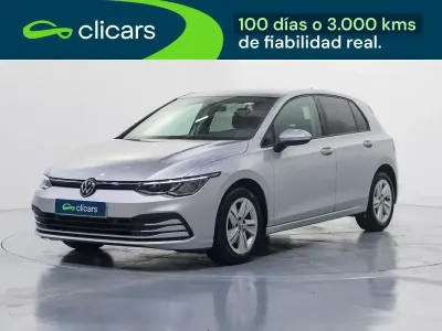 Usado VW Golf VIII Life 150 CV (110 kW) 2022 Gris Berlina