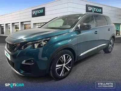 Usado Peugeot 5008 GT-line 180 CV (132 kW) 2020 Verde SUV