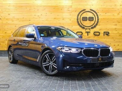 Azul Usado 2021 BMW 530 Comfort Edition Familiar | 36.970 €
