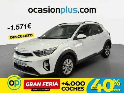 Usado Kia Stonic 79 CV (58 kW) 2025 Blanco SUV