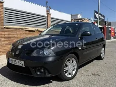 Usado Seat Ibiza Reference 70 CV (51 kW) 2006 Negro Utilitario