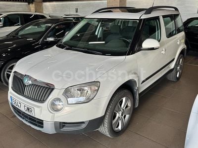 Blanco Usado 2010 Skoda Yeti Ambition SUV | 6990 € (Precio justo)