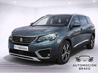 Usado Peugeot 5008 Allure 131 CV (96 kW) 2020 Azul SUV