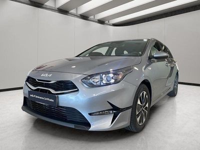 Usado Kia Ceed 100 CV (73 kW) 2025 Gris / plata Utilitario