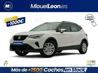 Usado Seat Arona Style 115 CV (84 kW) 2023 Blanco SUV