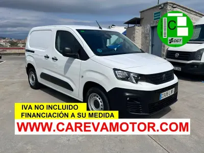 Usado Peugeot Partner Premium 100 CV (73 kW) 2022 Blanco Monovolumen