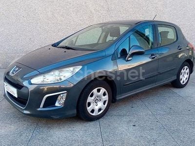 Gris / plata Usado 2013 Peugeot 308 Active Berlina | 6900 € (Precio justo)