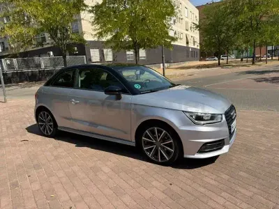 Usado Audi A1 S-Line 90 CV (66 kW) 2016 Gris / plata Utilitario