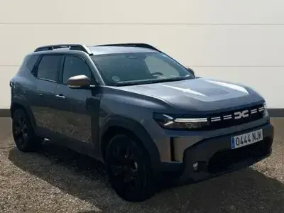 Usado Dacia Duster Extreme 130 CV (95 kW) 2025 Gris SUV