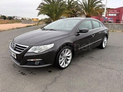 Usado VW Passat Advance 140 CV (102 kW) 2013 Gris / plata Berlina