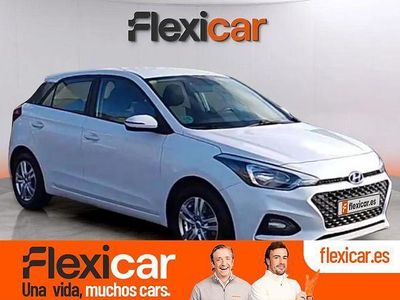 Usado Hyundai i20 100 CV (73 kW) 2020 Blanco Berlina