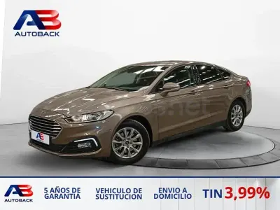 Usado Ford Mondeo Trend 187 CV (137 kW) 2020 Gris Berlina