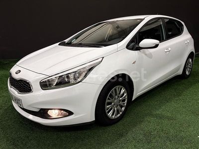 Blanco Usado 2014 Kia Ceed GT Berlina | 9500 € (Precio justo)