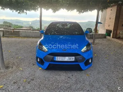 Usado Ford Focus RS 350 CV (257 kW) 2016 Azul Berlina