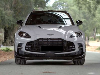 Aston Martin DBX 707