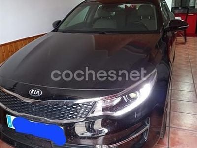 Usado Kia Optima GT-Line 141 CV (103 kW) 2016 Negro Berlina