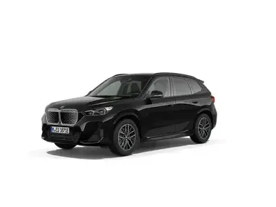 Usado BMW iX1 M Sport 150 kW (204 CV) 2025 Negro SUV