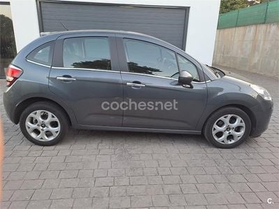 Usado Citroën C3 99 CV (72 kW) 2015 Negro Berlina