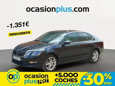 Usado Skoda Octavia 150 CV (110 kW) 2017 Negro Berlina