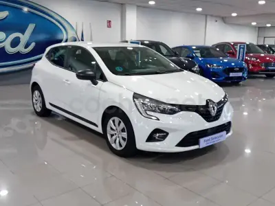 Usado Renault Clio V Business 65 CV (47 kW) 2022 Blanco Berlina
