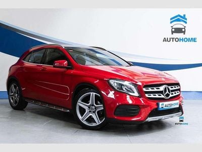 Begagnad Mercedes GLA200 136 HK (100 kW) 2019 Röd SUV