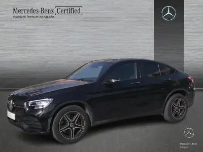 Usado Mercedes GLC220 AMG line 194 CV (142 kW) 2022 Negro obsidiana SUV